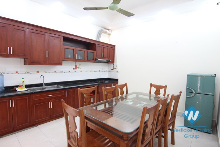 Nice and cozy house for rent in Au Co, Ha Noi